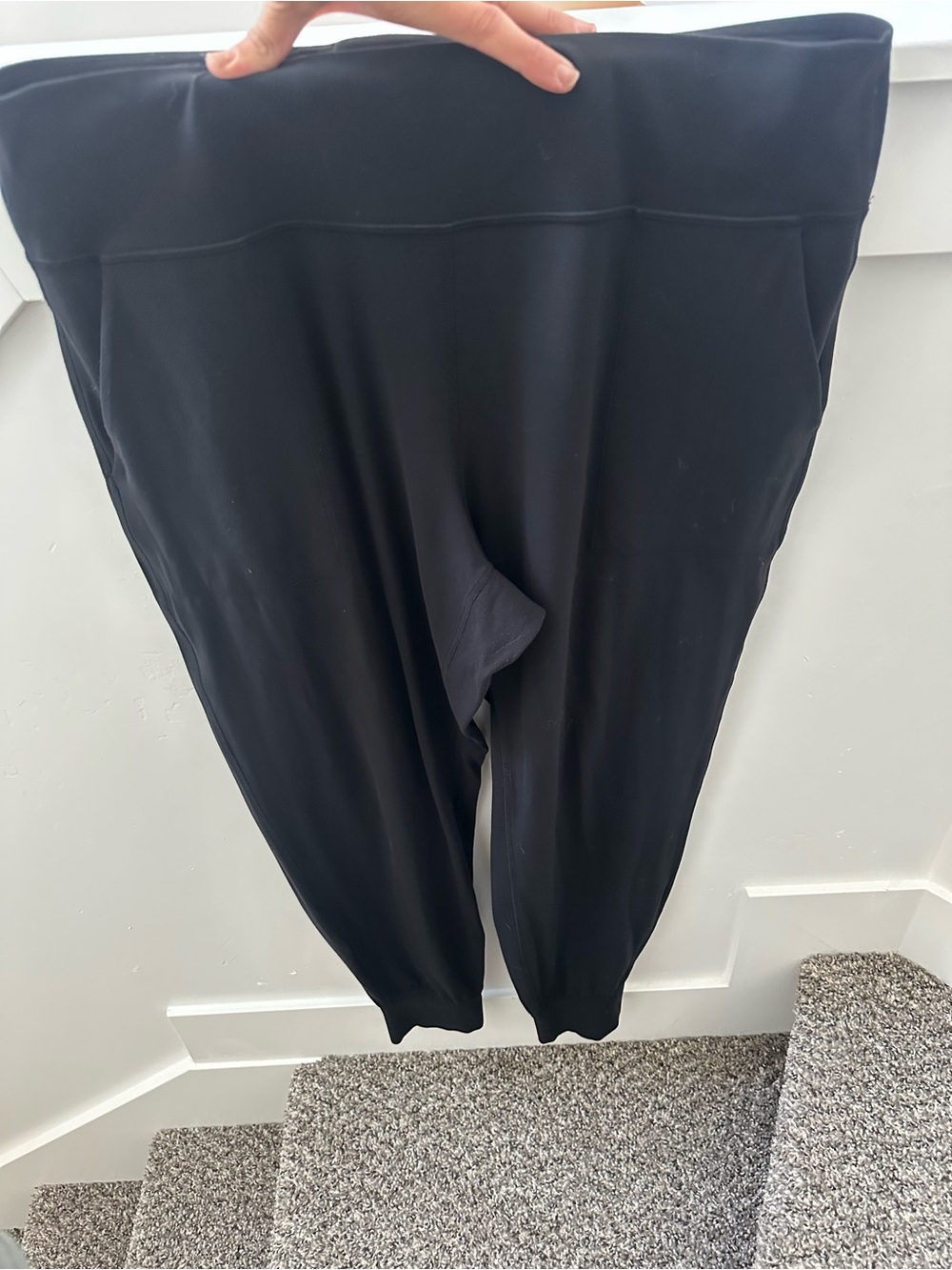 Lululemon Black Women's Jogger Pants - Picture 5 of 7